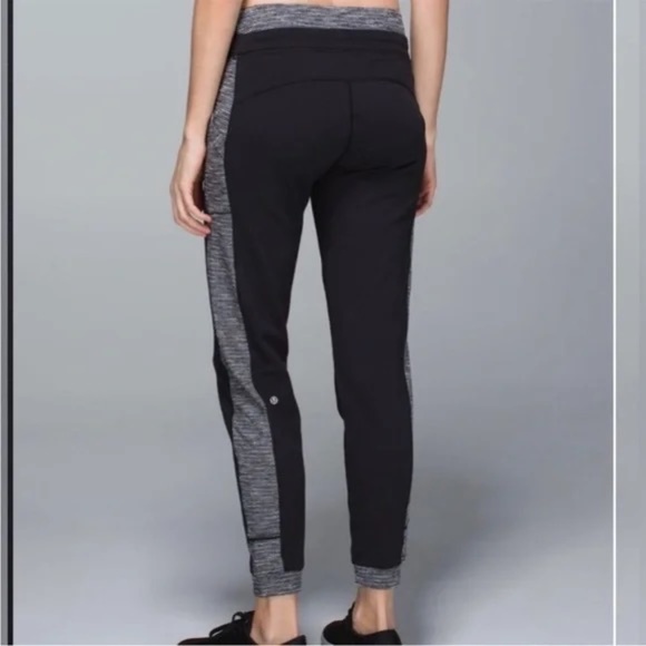 Lululemon Base Runner Pants Womens Black/Gray, Size 2, Pull On Jogger, Athletic - Picture 2 of 12